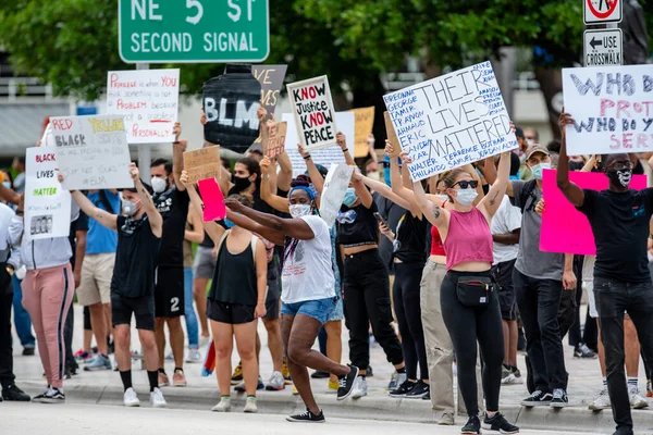 Miami Junio 2020 Foto Los Disturbios Protesta George Floyd Centro — Foto de Stock