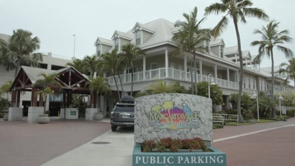 Margaritaville Resort Marina Key West Florida Entreebord — Stockvideo