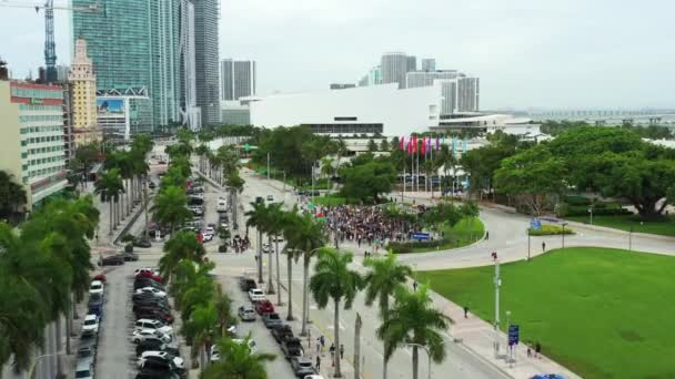 Luftaufnahmen George Floyd Protest Downtown Miami Juni 2020 — Stockvideo