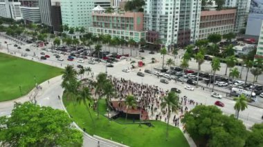 Miami George Floyd 'daki grup protestocu.