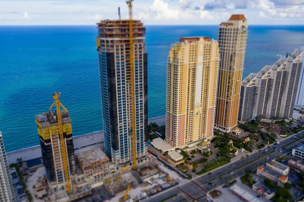 Tilt Shift Miniature Effect Highrise Buildings Beach — Stock Photo, Image