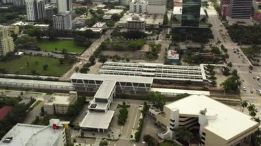 Fort Lauderdale tren istasyonu Brightline Virgin 'in hava görüntüleri.