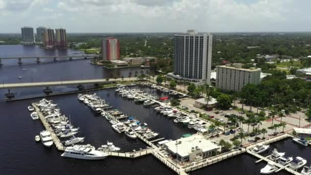 Aerial Video Fort Myers Yacht Basin Florida — стокове відео