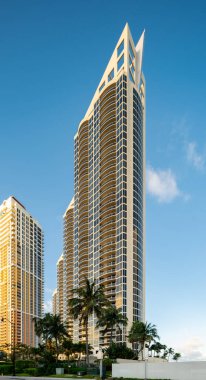 24 Temmuz 2020: Pinnacle Sunny Isles Beach FL 'in bir konut dairesi fotoğrafı