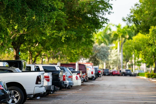 Photo Vehicles Parking Lot — Stock Photo, Image