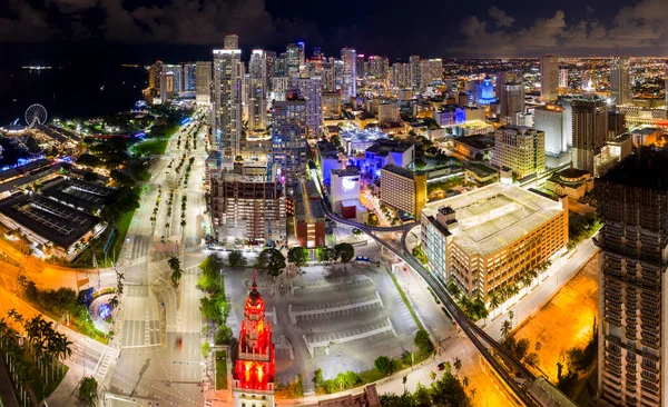 Luchtfoto Downtown Miami Stadsverlichting Nachts Circa 2020 — Stockfoto