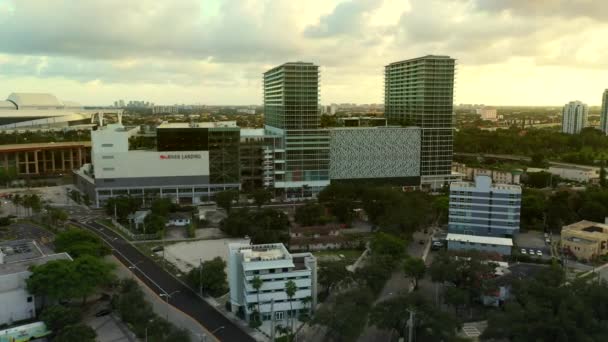 Aerial Drone Video Miami River Landing Project — Vídeos de Stock