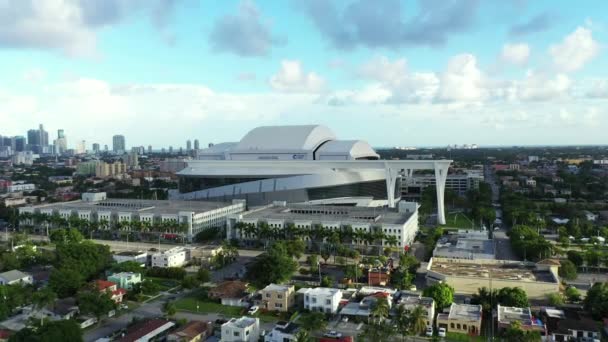 可伸缩屋顶的空中视频马林公园迈阿密Fl 4K地标 — 图库视频影像