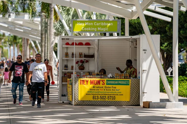 Photo Hey Mon Caribbean Cooking Magic Kiosk Petersburg Pier Travel — Stock Photo, Image