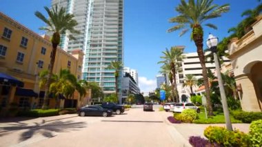 Sinema videosu bir St Petersburg Florida lüks apartmanını gözler önüne serdi