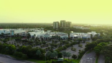 Garden alışveriş merkezinde gündoğumu Palm Beach FL 4k