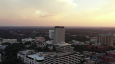  Florida Eyalet Meclisi 'nin Tallahassee FL şehir merkezindeki hava görüntüleri.