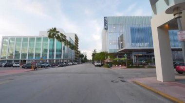 Miami Beach, FL, ABD - 25 Eylül 2020 Lincoln Yeme Miami Plajı FL 4k 60p film
