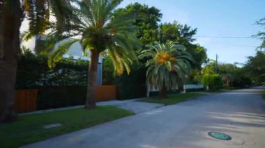 Miami Beach Florida 'daki zengin evler Birleşik Devletler 4k 60p