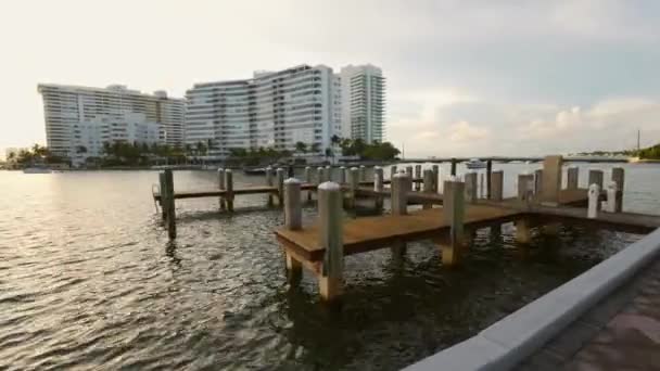 Miami Beach Rörelse Video Solnedgång Biscayne Bay Docka 60P — Stockvideo