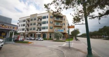 Davie, FL, ABD - 22 Eylül 2020 Satılık Ana Cadde Çatı katları Davie Florida USA