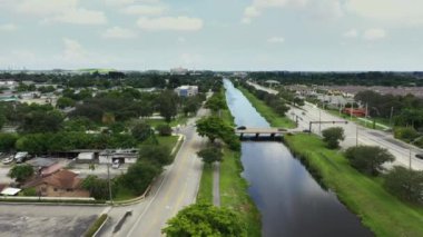 Orange Drive ve Griffin Road arasındaki hava video kanalı Davie Florida USA