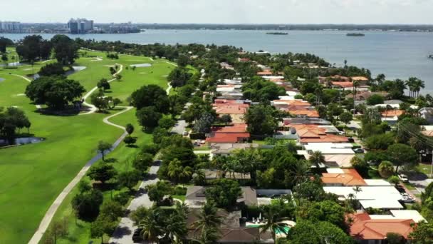 Vídeo Aéreo Normandy Shores Miami Beach Barrio Residencial — Vídeos de Stock