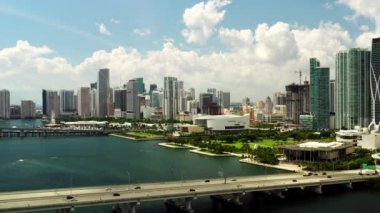 Miami FL 'de hava yükseldi ve çekildi.