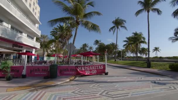 Miami Usa September 2020 Outdoor Seating Area Pink Taco Miami — Stock Video