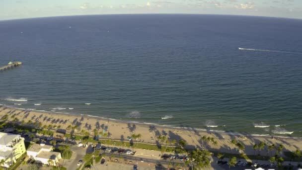 Aerial Flyaway Deerfield Beach Drone Πλάνα — Αρχείο Βίντεο
