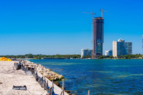 Miami Usa Helmikuuta 2024 Kuva Una Residences Brickellistä Rakenteilla — kuvapankkivalokuva