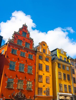 Stortorget Meydanı, Gamla Stan, Stockholm, İsveç, Europe güneşli bir günde renkli binalar