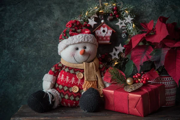 クリスマスの飾りやプレゼント自宅 — ストック写真