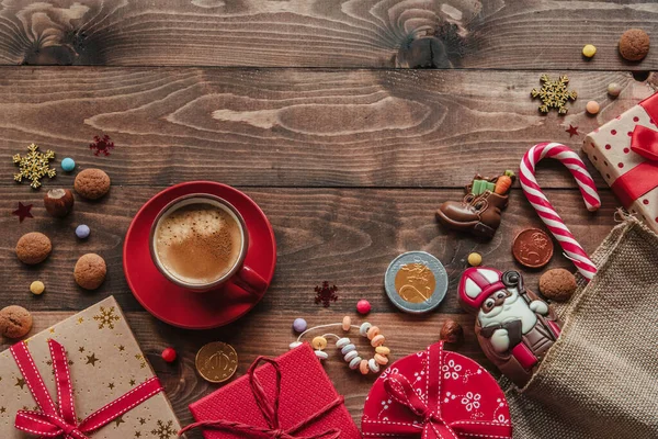 Chocolate San Nicolás Con Regalos Taza Café —  Fotos de Stock