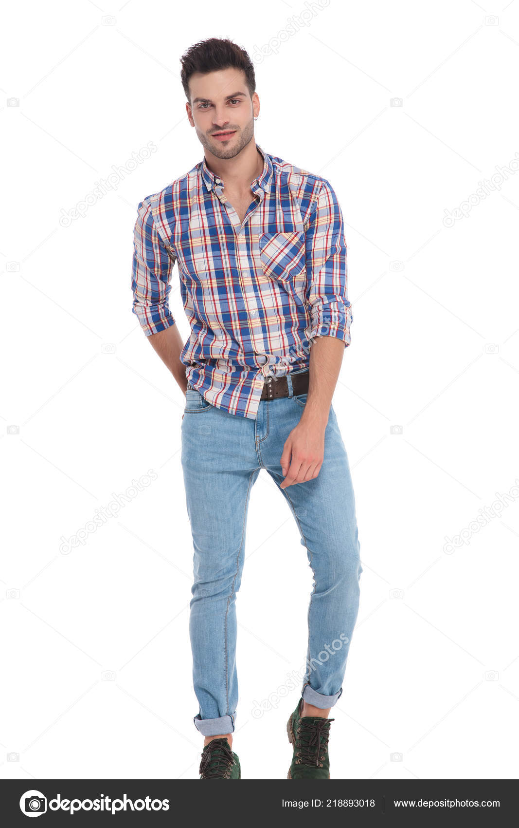 Pantalon blanco con camisa de mezclilla new arrivals