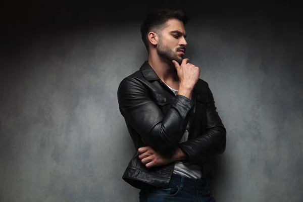 Side View Pesive Man Leather Jacket Looking Away Camera — Stock Photo, Image