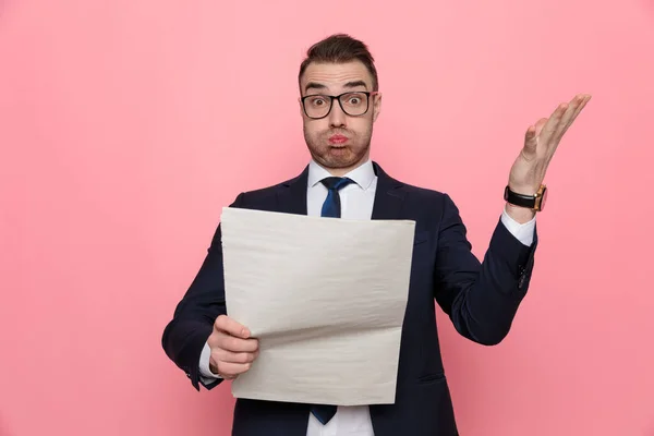 Young Elegant Man Suit Wearing Glasses Reading Newspaper Gesticulating Making — Stock Photo, Image