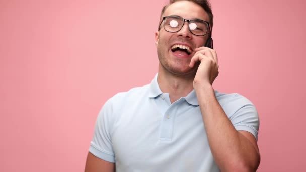 Young Sexy Casual Man Laughing Out Loud Talking Phone Pointing — Stock Video