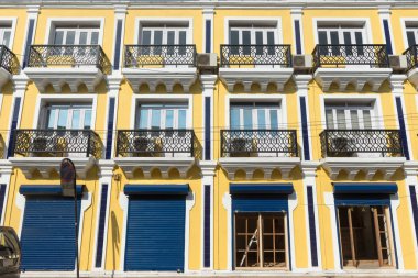 Bir Portekiz tarzı sömürge Goa Hindistan'da binanın cephe