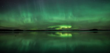 Güzel kuzey ışıkları