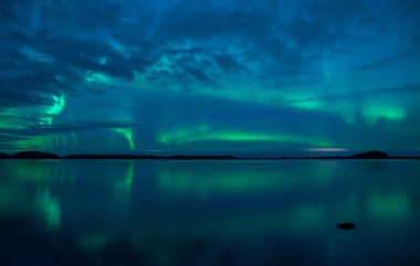 Güzel kuzey ışıkları