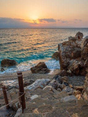 Paros Yunanistan adayı gündoğumu, Piso Livadi beach