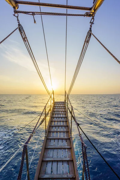 Sunset Sailboat Deck While Cruising Cyclades Greece — Stock Photo, Image