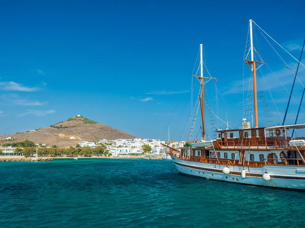 Haven Van Piso Livadi Paros Eiland Met Cyclades Het Platform — Stockfoto