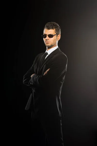 Serious Man Black Suit Dark Background — Stock Photo, Image