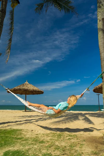 Woman Sitting Hammock Beach Travel Vacation Concept — Stock Photo, Image