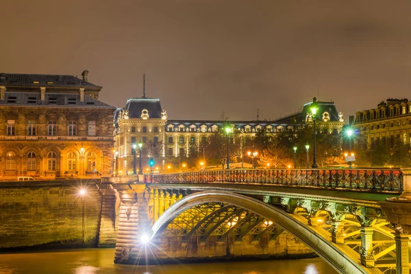 Paris Seine Ribera Por Noche —  Fotos de Stock