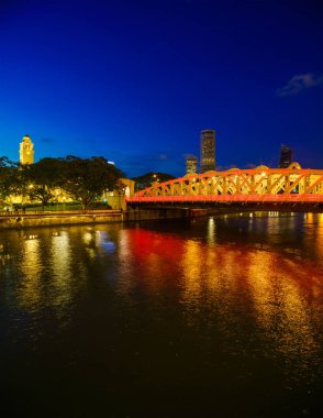 Singapore, Singapur - 19 Nisan 2018: Singapur şehir manzarası, Singapur ikonik yerlerinden olan, görünüm