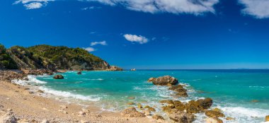 İyon Denizi, Agios Ioannis, Lefkada Yunanistan yakınındaki mavi sularına