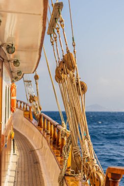 Eski halat takımı gemi. Eski yelkenli gemi gemi. Arka plan