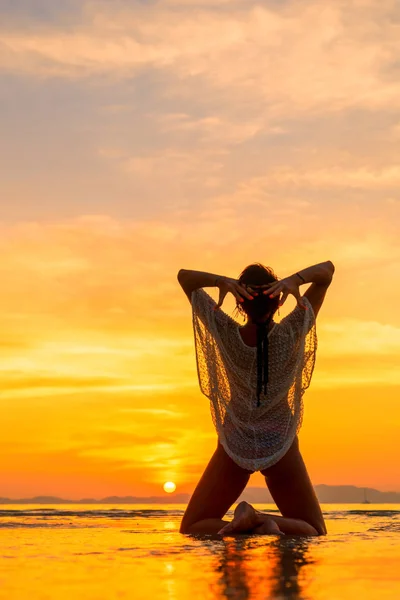 Vacker Kvinna Stranden Thailand — Stockfoto