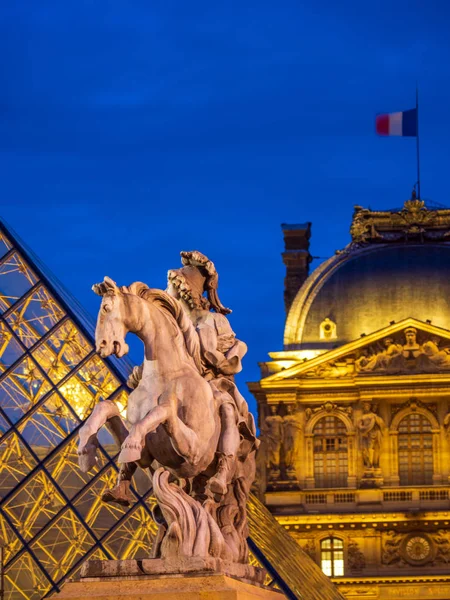 Paris Frankrijk December 2018 Het Louvre Museum Parijs Werelds Meeste — Stockfoto