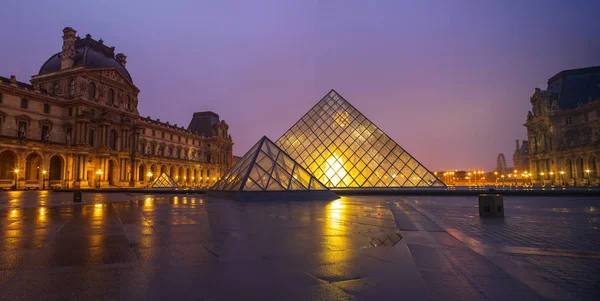 Paris Francja Grudnia 2018 Luwru Paryżu Świecie Większość Visite Muzeum — Zdjęcie stockowe
