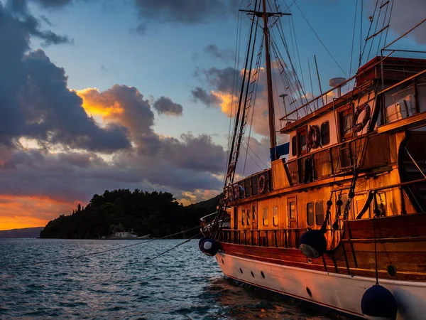 Solnedgång Segelbåt Däck Joniska Havet Grekland — Stockfoto