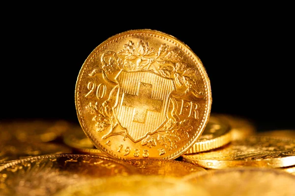 Real Gold Coins Dark Background — Stock Photo, Image